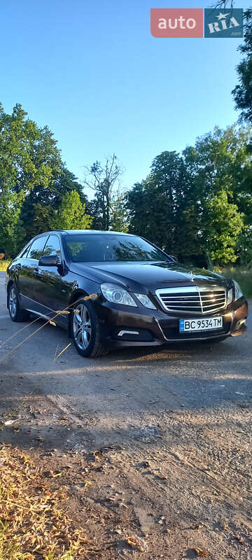Mercedes-Benz E-Class 2010