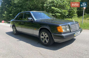 Седан Mercedes-Benz E-Class 1989 в Житомирі