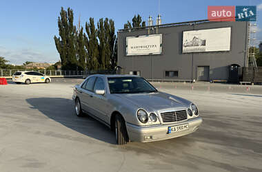Седан Mercedes-Benz E-Class 1999 в 