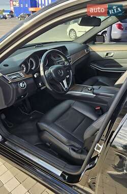 Седан Mercedes-Benz E-Class 2015 в 