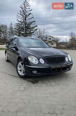 Седан Mercedes-Benz E-Class 2003 в Самборе