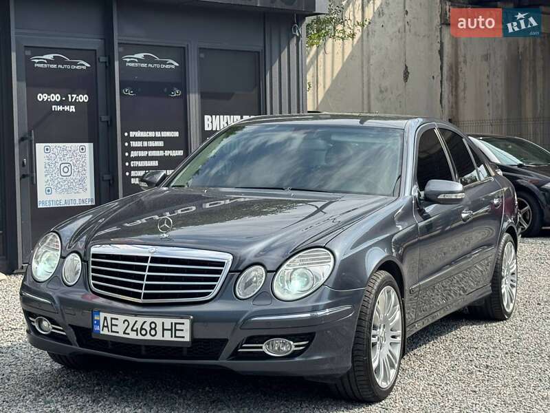 Седан Mercedes-Benz E-Class 2008 в Днепре