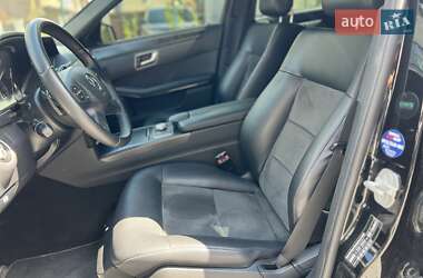 Седан Mercedes-Benz E-Class 2011 в 
