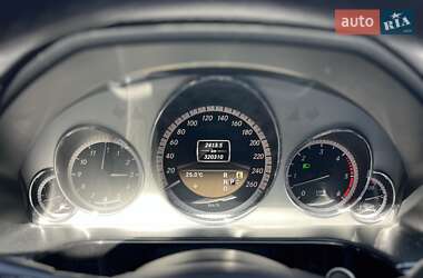 Седан Mercedes-Benz E-Class 2011 в 