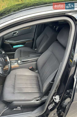 Седан Mercedes-Benz E-Class 2011 в 