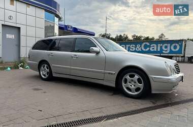 Универсал Mercedes-Benz E-Class 2000 в 
