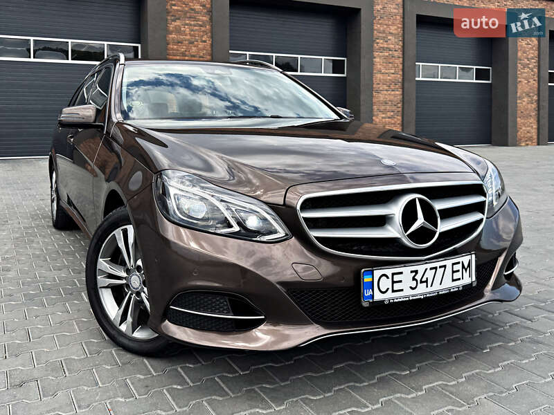 Универсал Mercedes-Benz E-Class 2015 в Черновцах