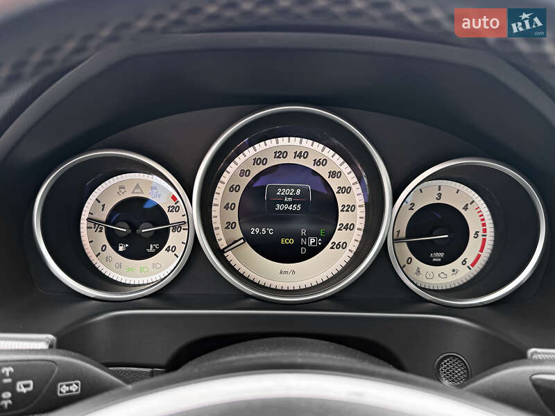 Универсал Mercedes-Benz E-Class 2015 в Черновцах