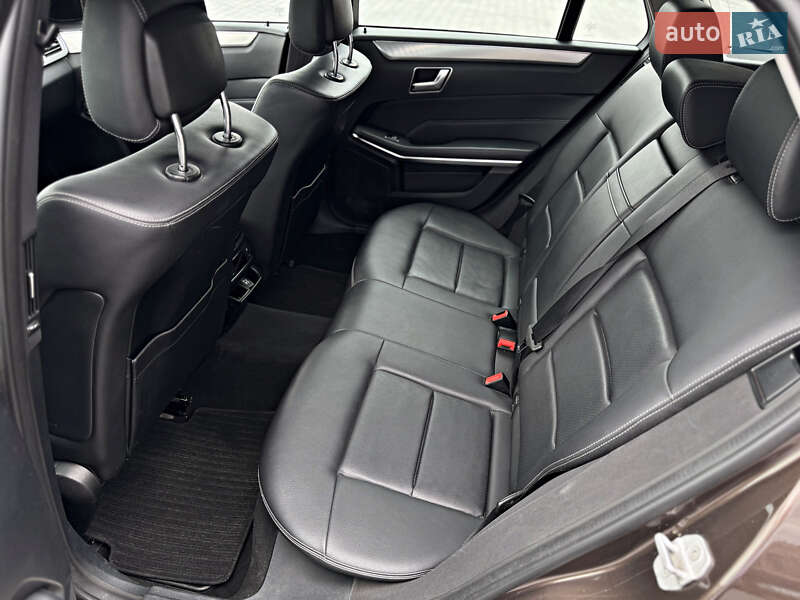 Универсал Mercedes-Benz E-Class 2015 в Черновцах