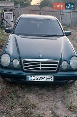 Седан Mercedes-Benz E-Class 1997 в Чернівцях