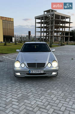 Седан Mercedes-Benz E-Class 2000 в 
