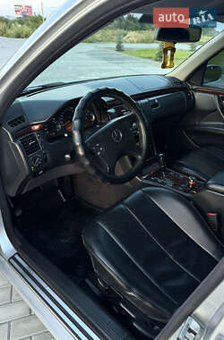 Седан Mercedes-Benz E-Class 2000 в 