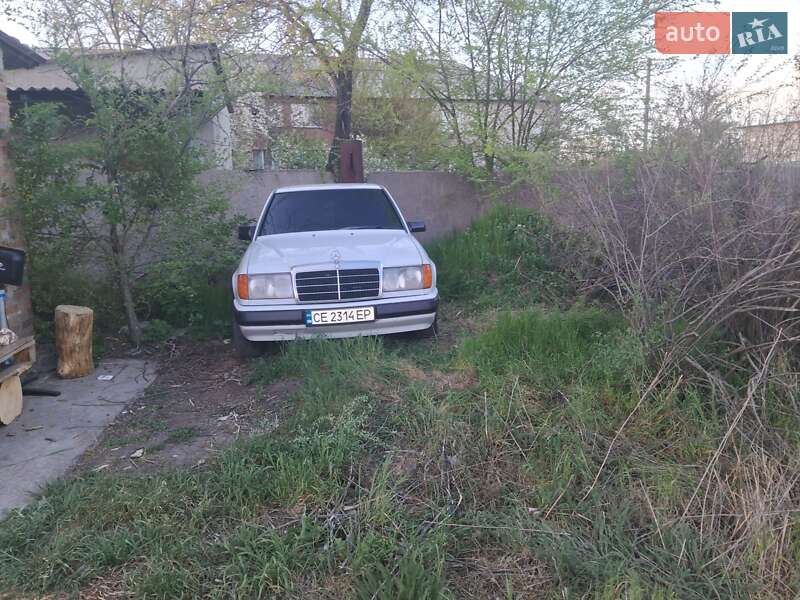Седан Mercedes-Benz E-Class 1989 в Запорожье