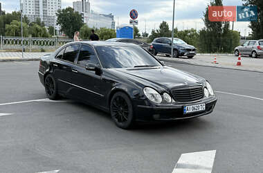 Седан Mercedes-Benz E-Class 2002 в 