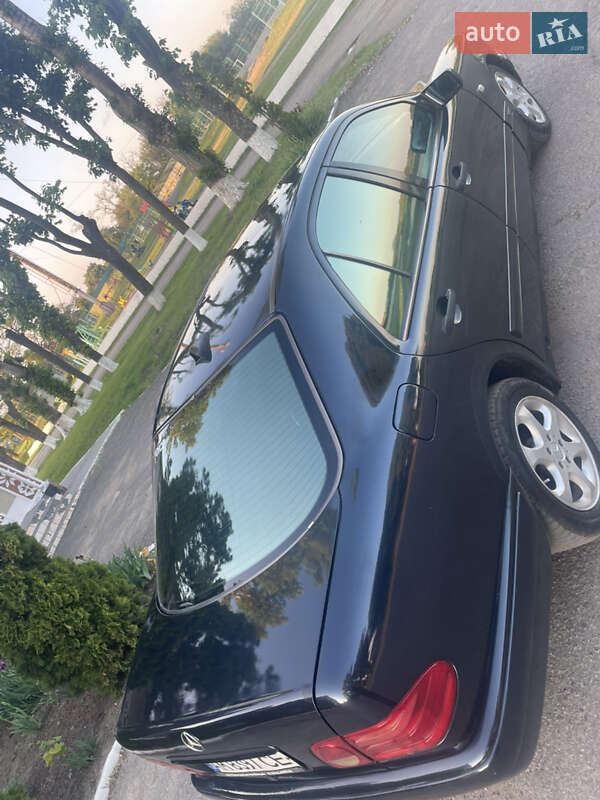 Седан Mercedes-Benz E-Class 1997 в Виннице