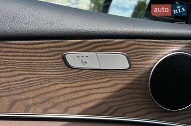 Седан Mercedes-Benz E-Class 2022 в 