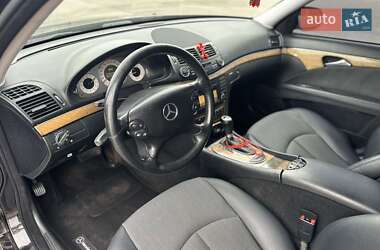 Седан Mercedes-Benz E-Class 2008 в 
