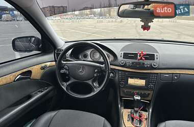 Седан Mercedes-Benz E-Class 2008 в 