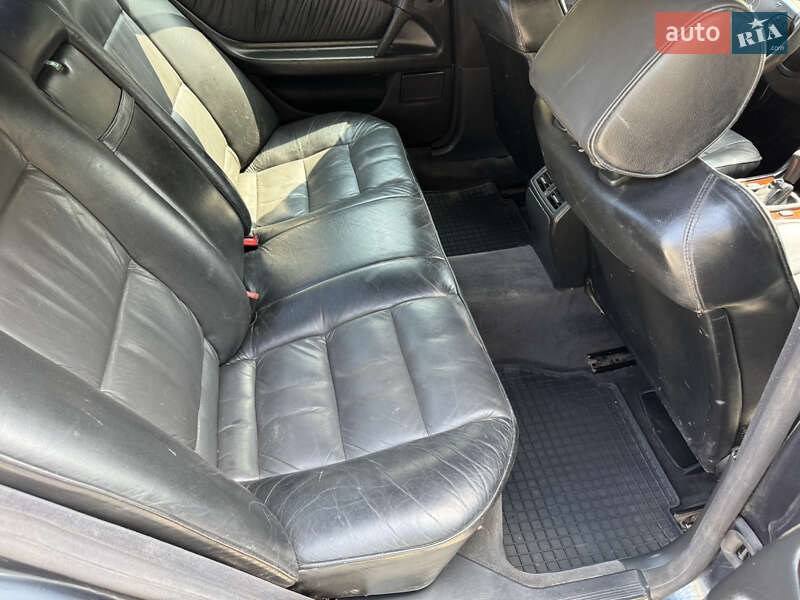 Седан Mercedes-Benz E-Class 1996 в Запорожье