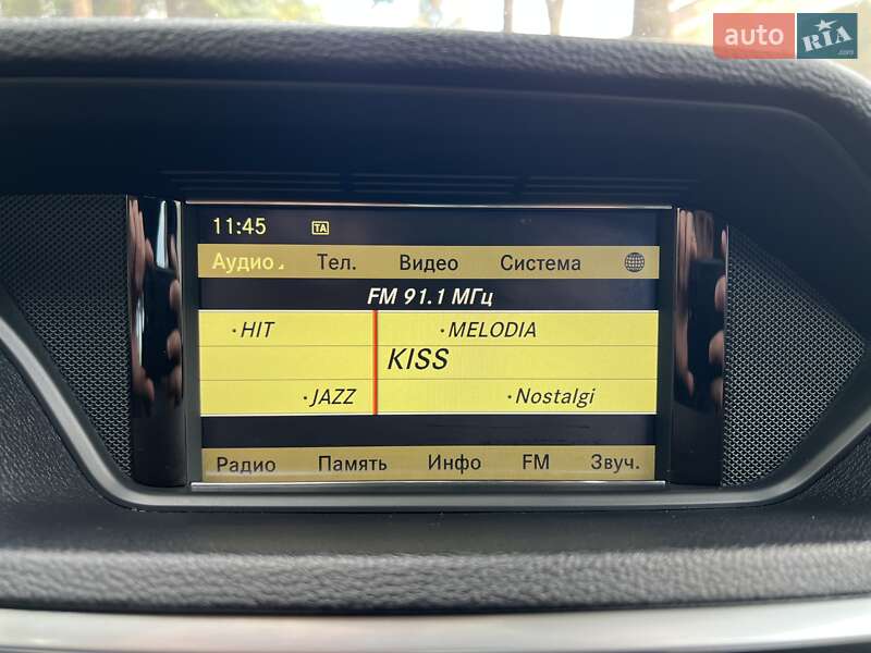 Седан Mercedes-Benz E-Class 2012 в Львове