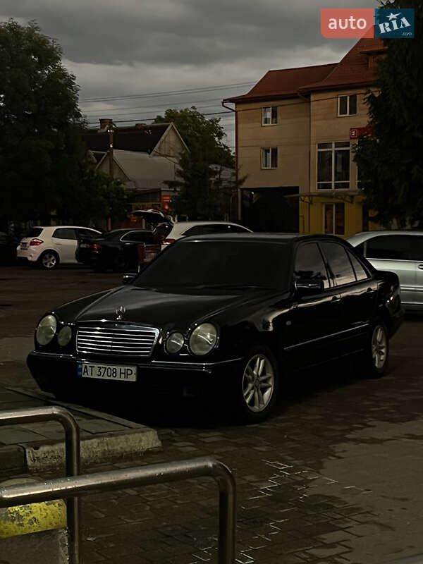 Mercedes-Benz E-Class 1998