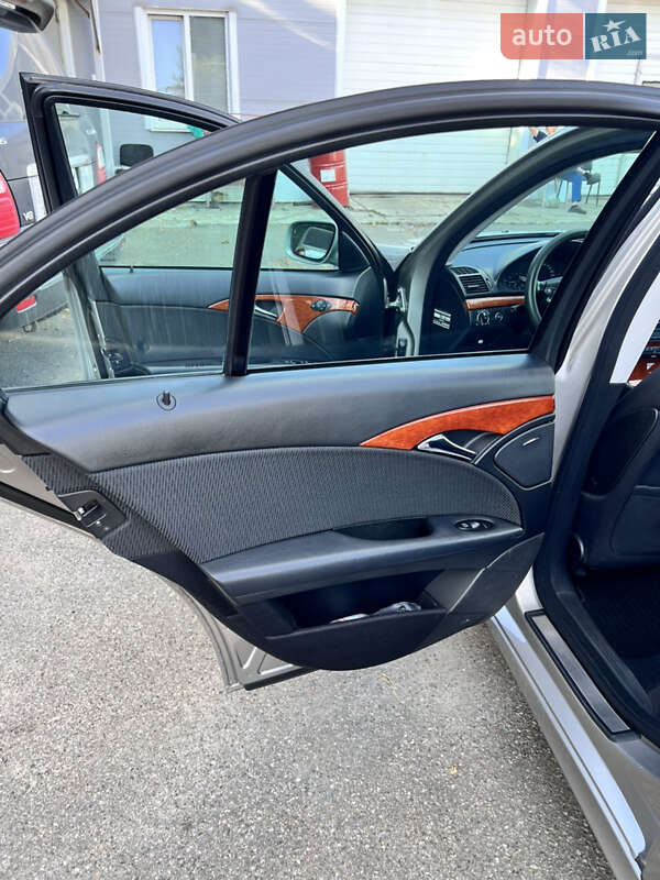 Седан Mercedes-Benz E-Class 2006 в Киеве