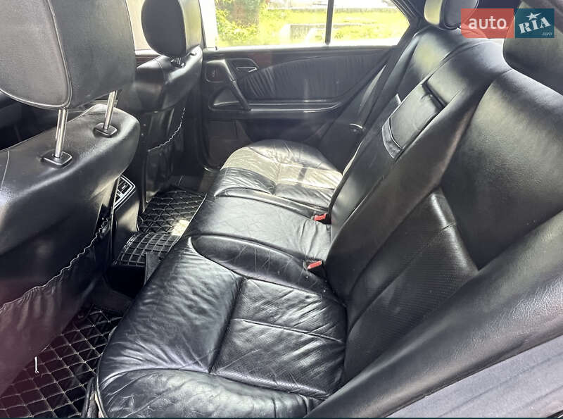 Седан Mercedes-Benz E-Class 1998 в Хмельницком