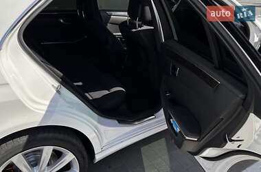 Седан Mercedes-Benz E-Class 2012 в 