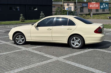 Седан Mercedes-Benz E-Class 2008 в 