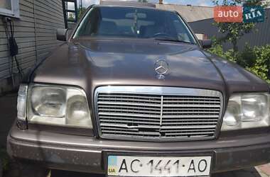 Седан Mercedes-Benz E-Class 1994 в Луцьку