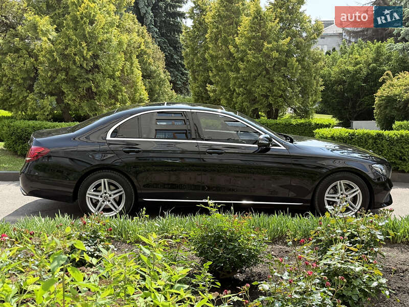 Седан Mercedes-Benz E-Class 2017 в Тернополе фото 10 Седан Mercedes-Benz E-Class 2017 в Тернополе