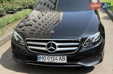Седан Mercedes-Benz E-Class 2017 в  фото 14 Седан Mercedes-Benz E-Class 2017 в