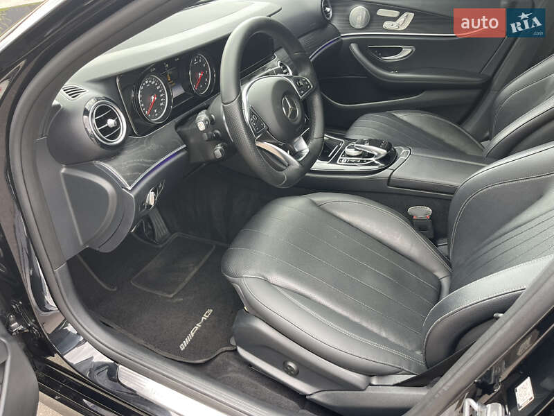 Седан Mercedes-Benz E-Class 2016 в Києві