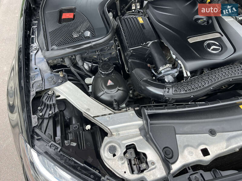 Седан Mercedes-Benz E-Class 2016 в Києві