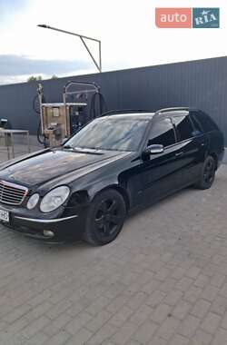 Универсал Mercedes-Benz E-Class 2004 в 