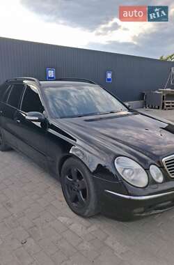 Универсал Mercedes-Benz E-Class 2004 в 