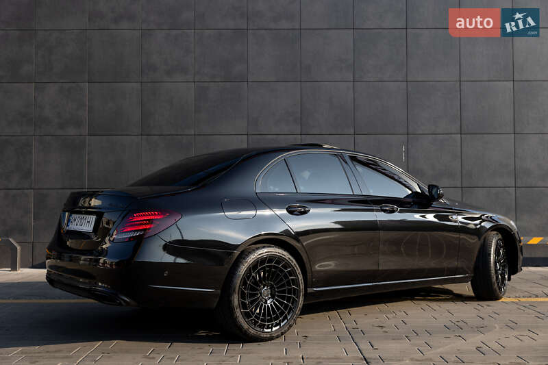 Седан Mercedes-Benz E-Class 2018 в Житомирі