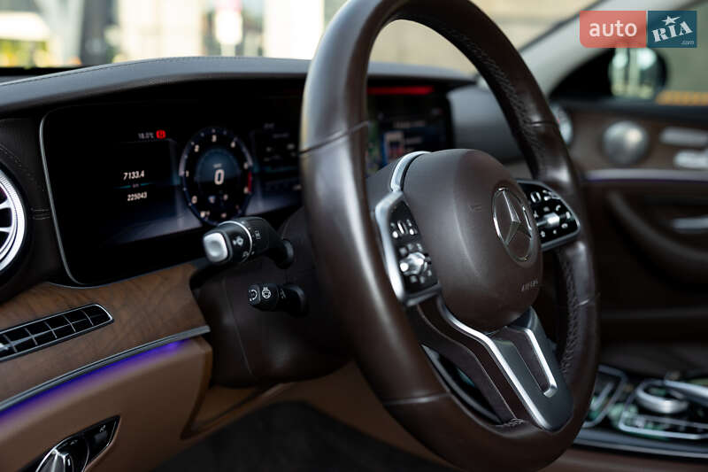 Седан Mercedes-Benz E-Class 2018 в Житомирі
