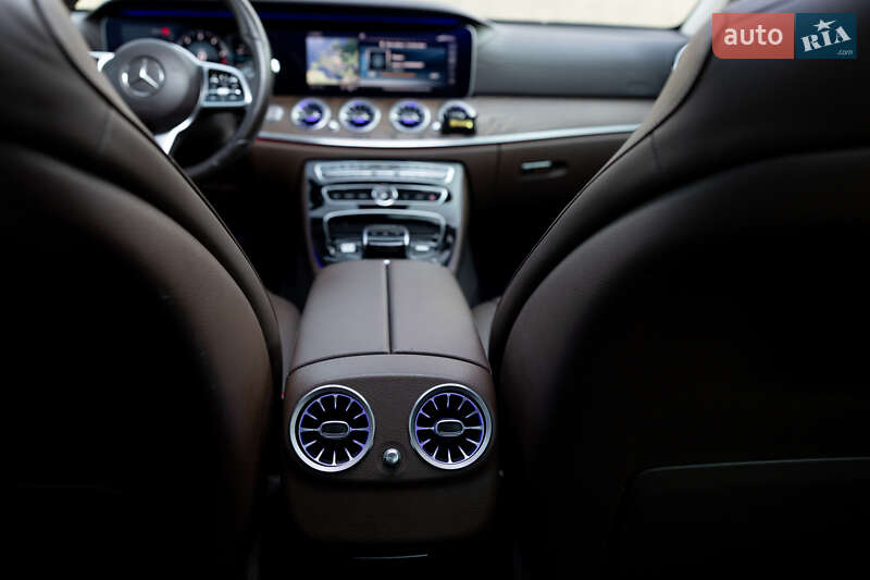 Седан Mercedes-Benz E-Class 2018 в Житомирі