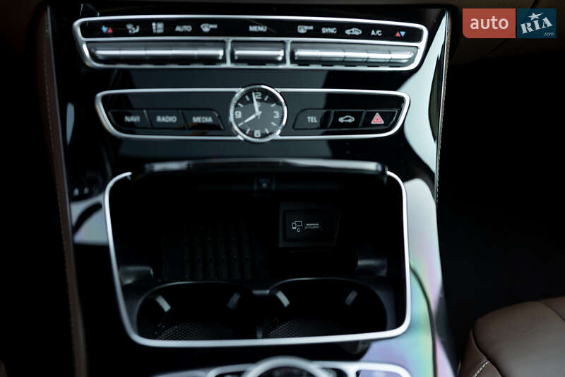 Седан Mercedes-Benz E-Class 2018 в Житомирі