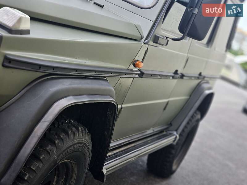 Внедорожник / Кроссовер Mercedes-Benz E-Class 1988 в Львове
