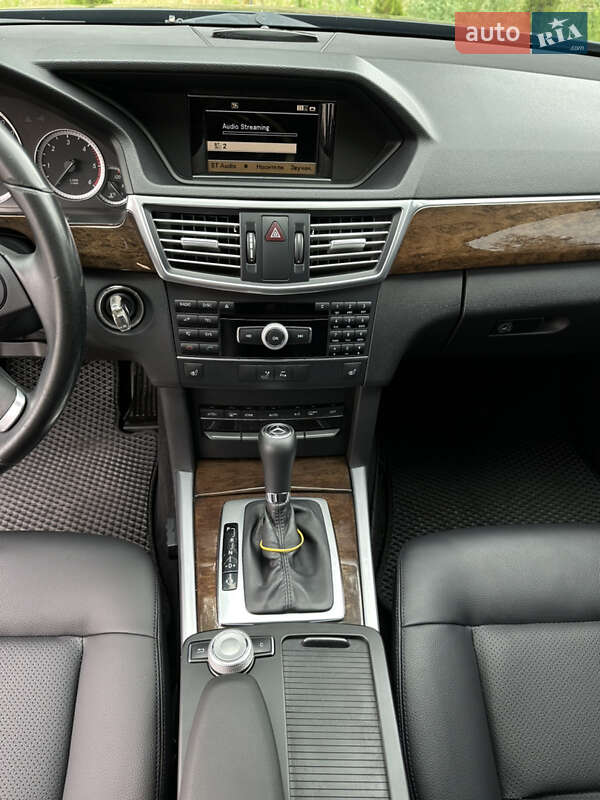 Универсал Mercedes-Benz E-Class 2010 в Стрые
