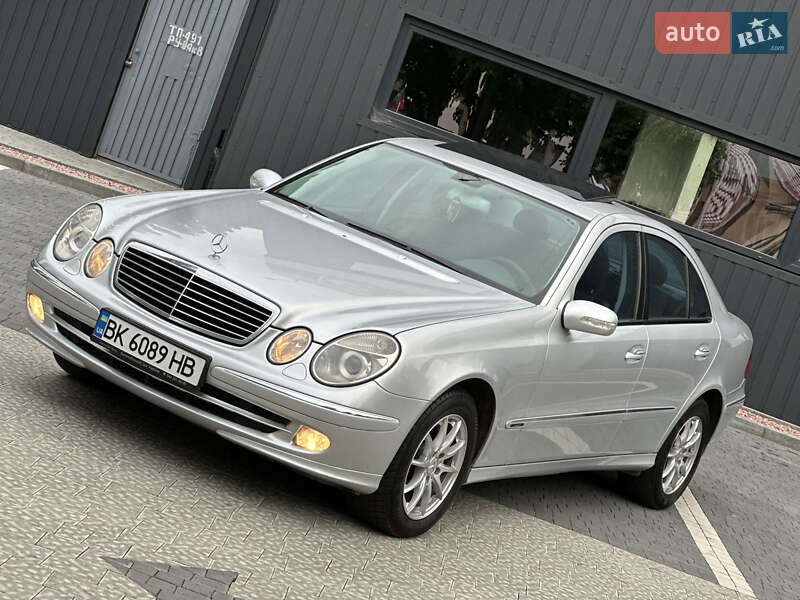 Седан Mercedes-Benz E-Class 2005 в 