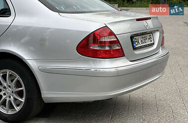 Седан Mercedes-Benz E-Class 2005 в 