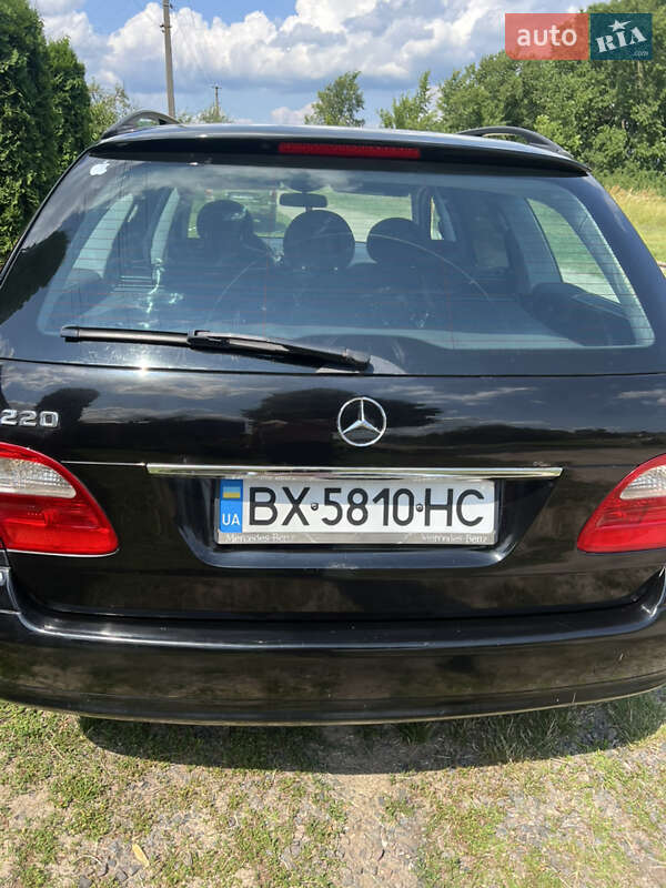 Универсал Mercedes-Benz E-Class 2003 в Сарнах