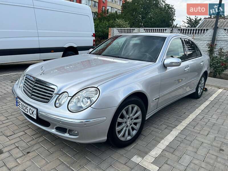Седан Mercedes-Benz E-Class 2005 в Николаеве