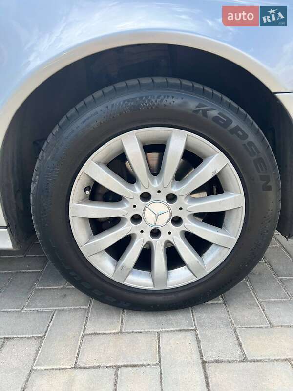Седан Mercedes-Benz E-Class 2005 в Николаеве