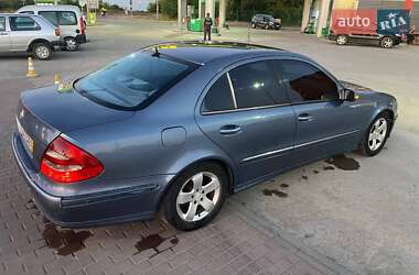 Седан Mercedes-Benz E-Class 2003 в 