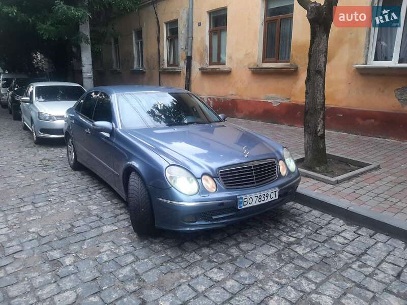 Седан Mercedes-Benz E-Class 2003 в 
