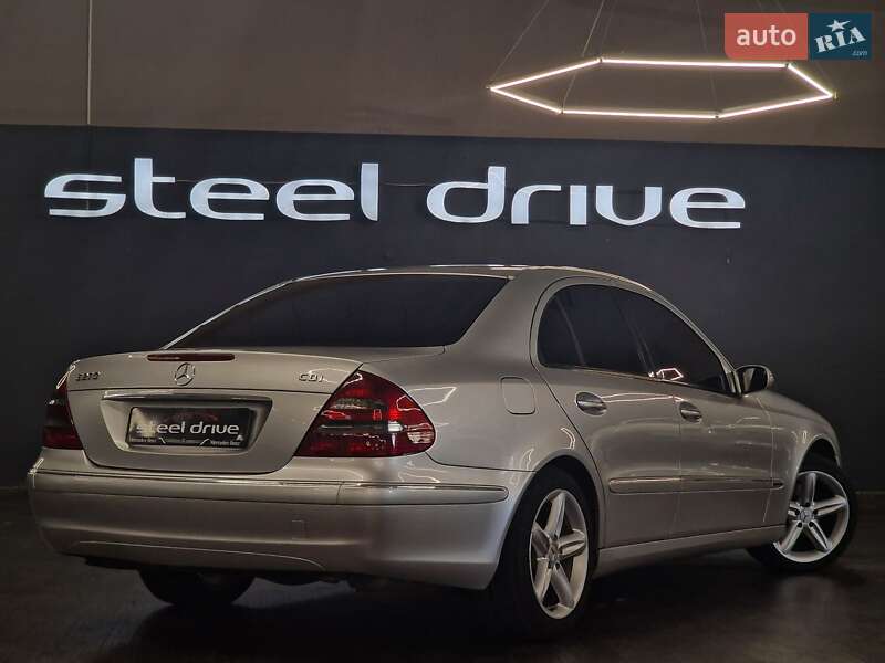 Седан Mercedes-Benz E-Class 2002 в Николаеве